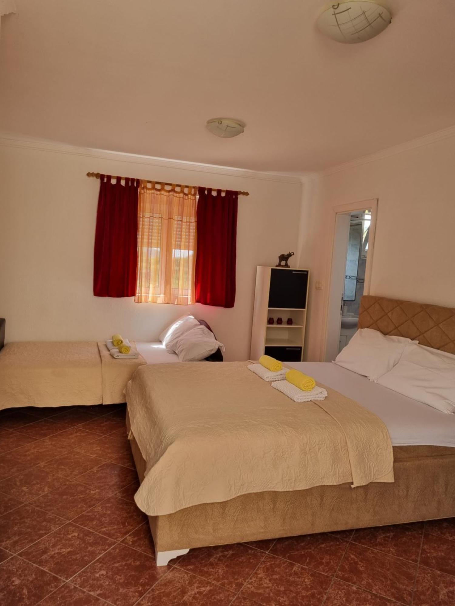 Apartmani Mihailovic 부드바 외부 사진